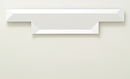 Andreas Christen / Untitled  2005  24 x 116 cm MDF-plate, white paint sprayed  