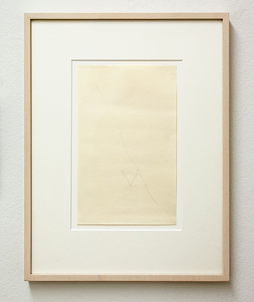 Richard Tuttle / Richard Tuttle 48 1/2ˮ Center Point Works I (10)  1976  20.3 x 12.7 cm  /  8 x 5ˮ pencil on paper