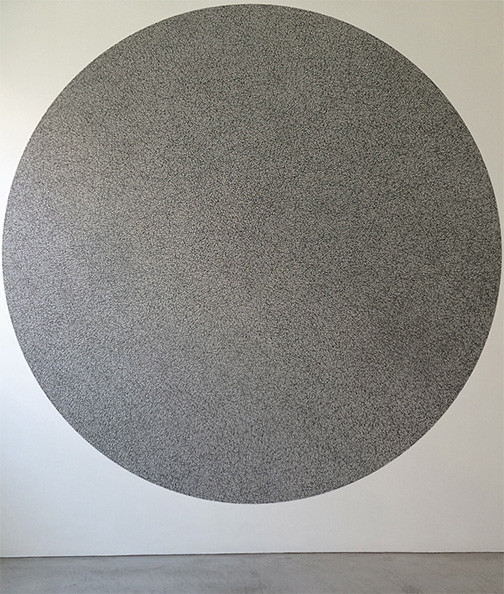 Sol LeWitt / Sol LeWitt (1928-2007) 10000 straight and 10000 not straight lines within a four-meter circle  2005  Filzstift, schwarz Installation von Nicolai Angelov, May 2015