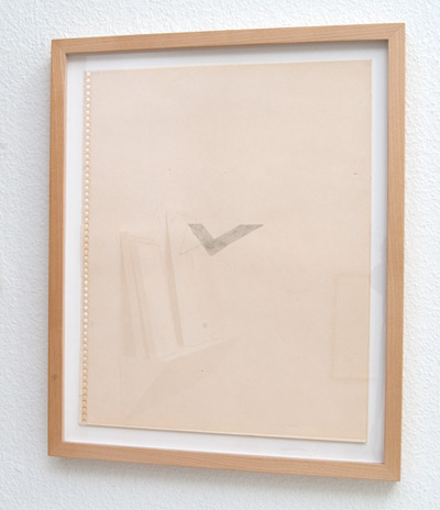 Richard Tuttle / Beginning of Spiraling  1974  35.6 x 28 cm pencil and grey ink on paper